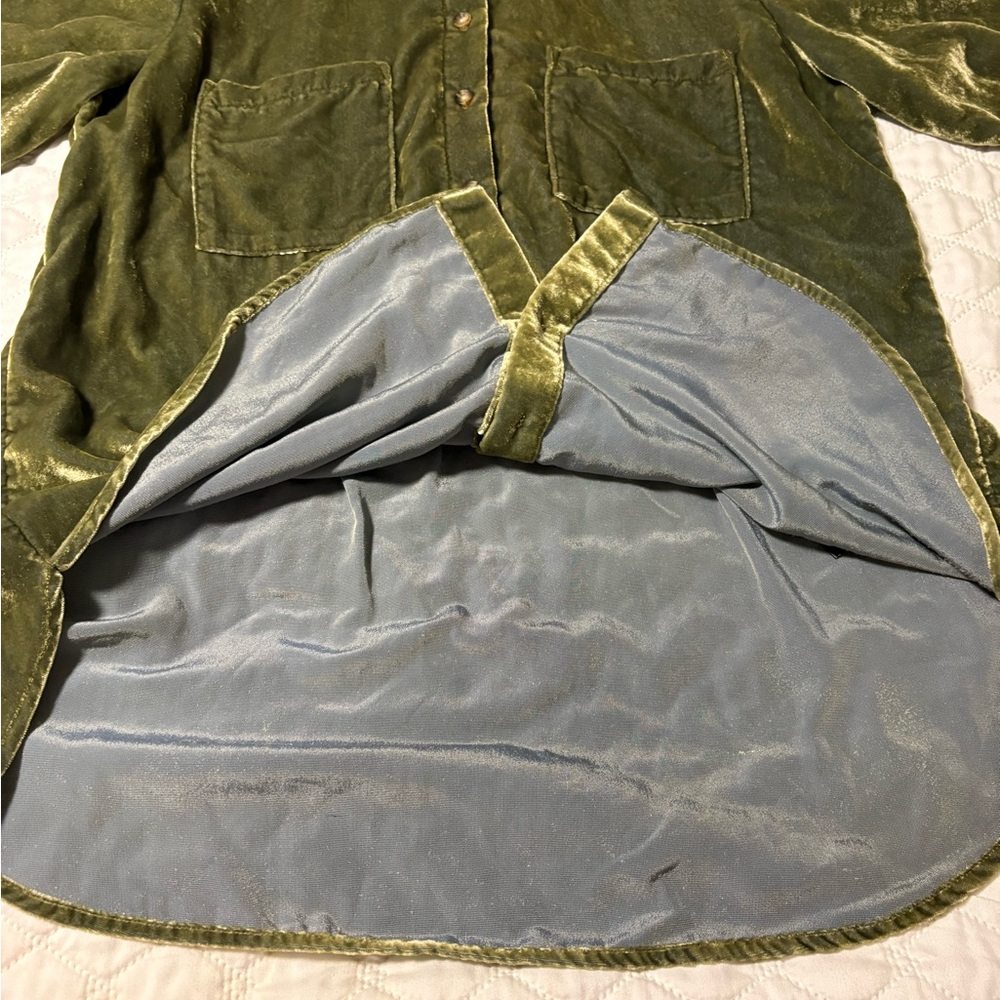 Anthropologie Maeve Karina Crushed Velvet Button Up Shirt - Picture 5 of 10